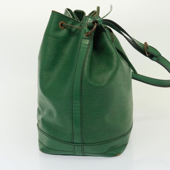LOUIS VUITTON Epi Noe Shoulder Bag Green - Picture 5 of 16